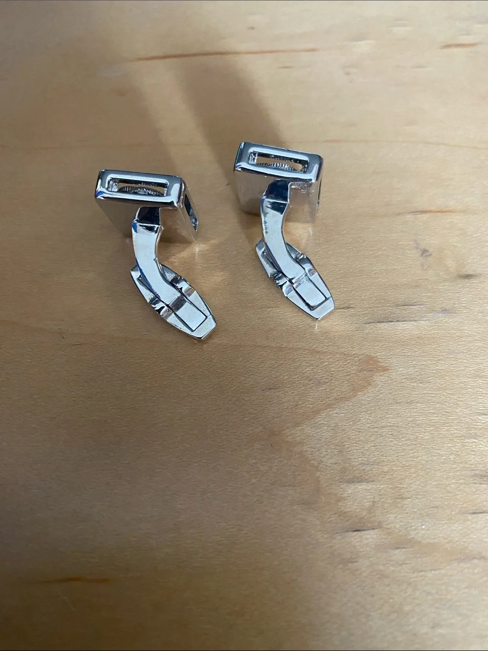 N/A stylish square